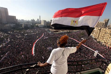 Egypts revolutionära våg år 2011: En historisk återblick på Wael Ghonims roll i upproret och dess bestående effekter på nationen